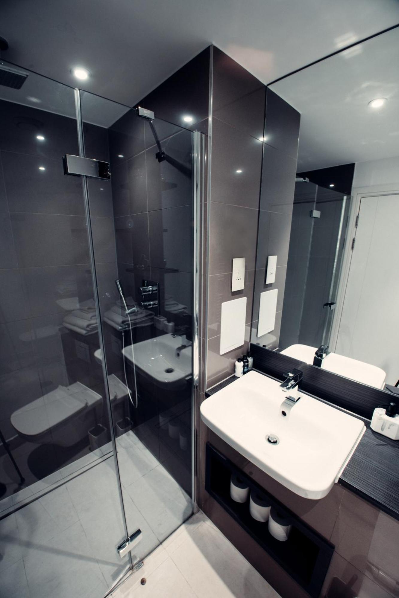 2 Bed Flat London Apartment ภายนอก รูปภาพ